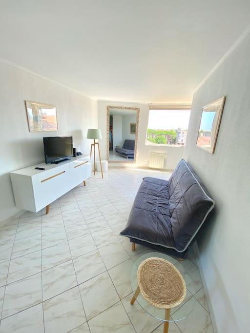 Appartement Spacieux 65M2, Avec Piscine Et Parking Fréjus Exterior photo